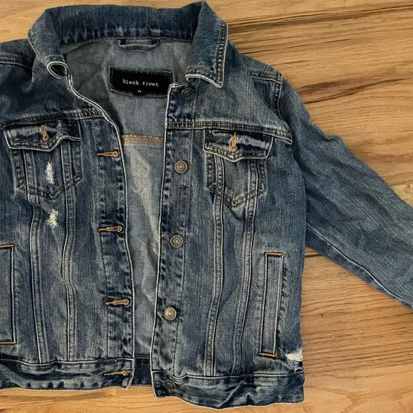 Black Rivet Jean Jacket - Picture 1 of 3